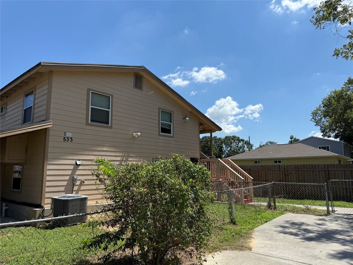 Foto principal - 533 Oklahoma Ave