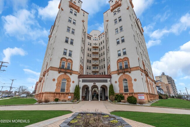 Foto del edificio - 400 Deal Lake Dr