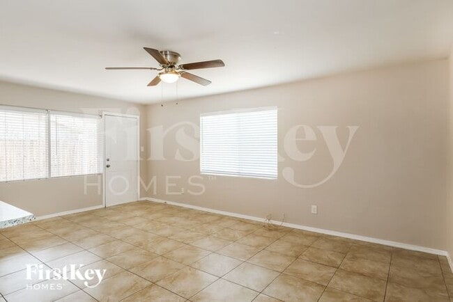 Building Photo - 6013 W Marlette Ave
