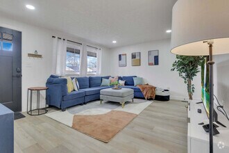 Building Photo - 6558 Penick Dr