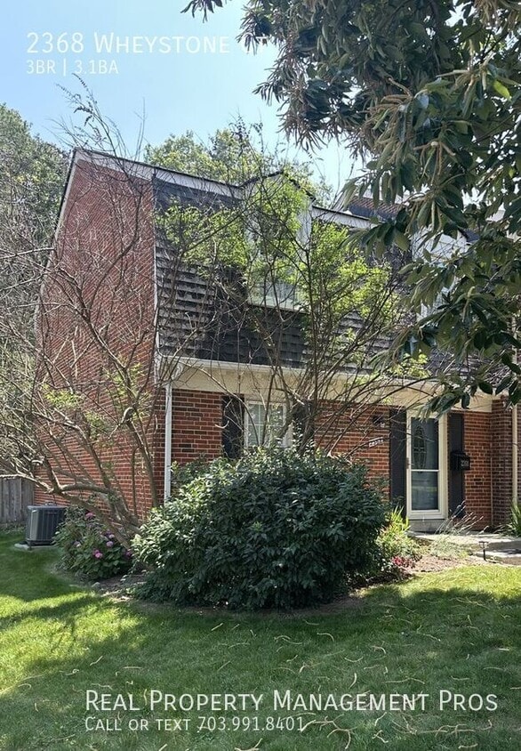 Primary Photo - 2368 Wheystone Ct
