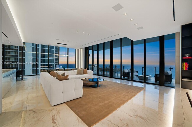 Foto del edificio - 17141 Collins Ave