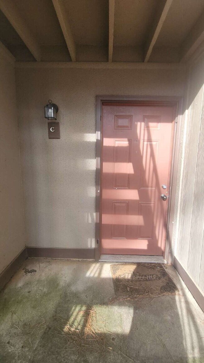Foto del edificio - Section 8 accepted!!! 1 month free, Call for details!!! "Cozy 2-Bedroom Retreat with Full Bath in...