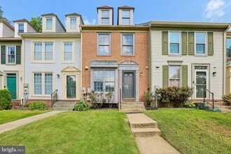 Building Photo - 8134 Aspenwood Way