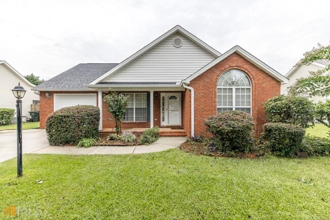 Building Photo - 446 Falkirk Dr