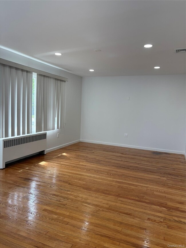 Foto del edificio - 2262 Leighton Rd