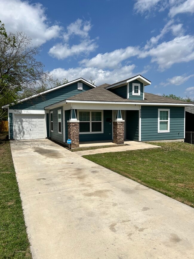 Photo - 5628 Humbert Ave (Fort Worth, TX) House