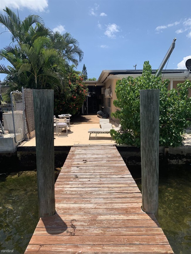 Foto del edificio - 3 br, 1 bath 4plex - 807 86th Street 4