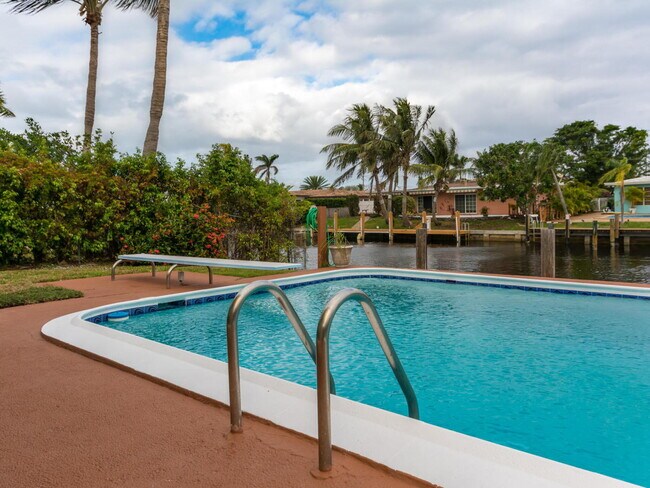 Foto del edificio - 4930 NE 27th Ave