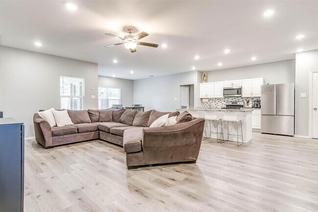 Foto del edificio - Great 4 Bed, 2 Bath in South Arlington- Mansfield ISD-  76001