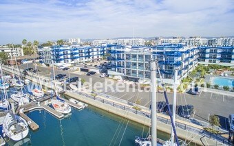 Foto principal - 13700 Tahiti Way