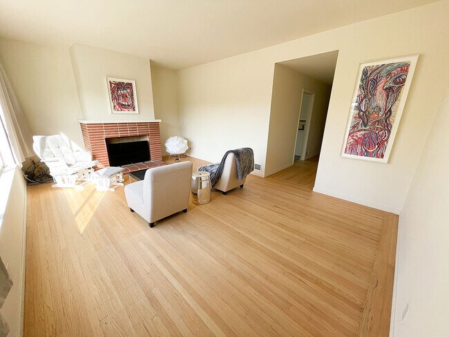 Foto del edificio - 644 Lombard St