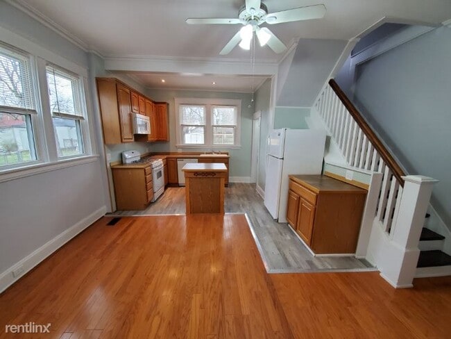Building Photo - 3 br, 1.5 bath House - 4708 Ward St