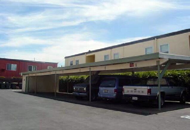 Alternate Building View - 1127 Virginia Ln
