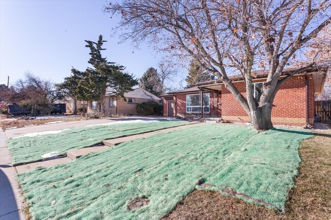 Photo - 1465 S Eaton St House