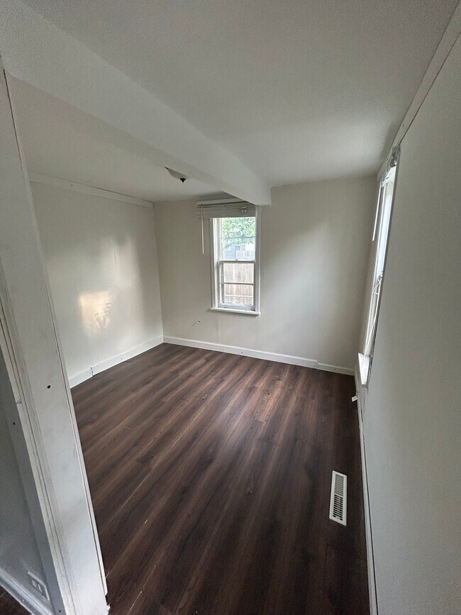 Foto del edificio - 4126 Madison St NE