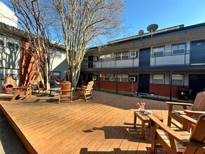 Building Photo - 4207 Mt Vernon St