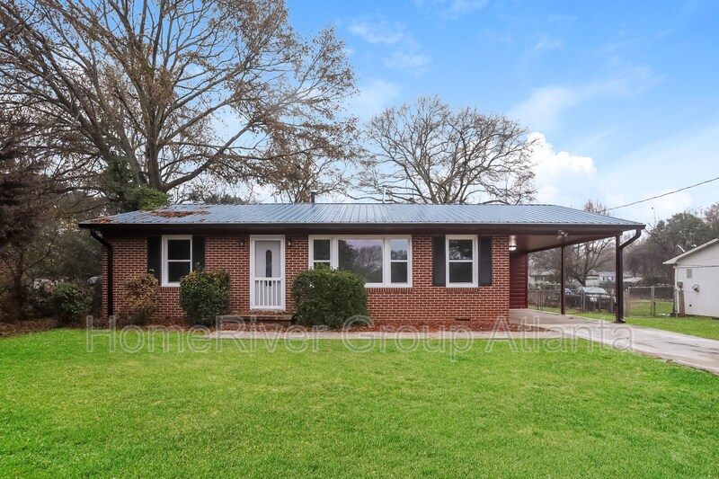 Primary Photo - 309 E Meadow Dr