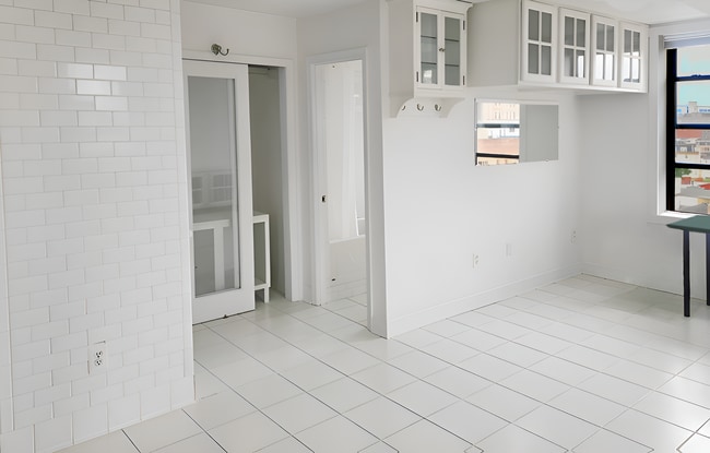 Photo - 1001 St Paul St Apartment