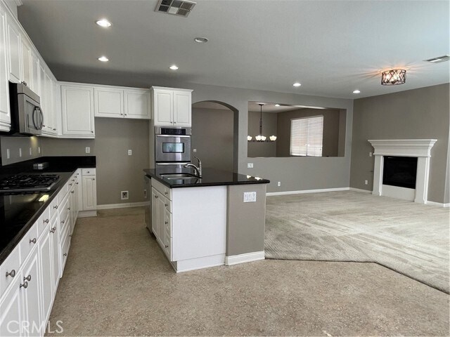 Foto del edificio - 15736 Cortland Ave