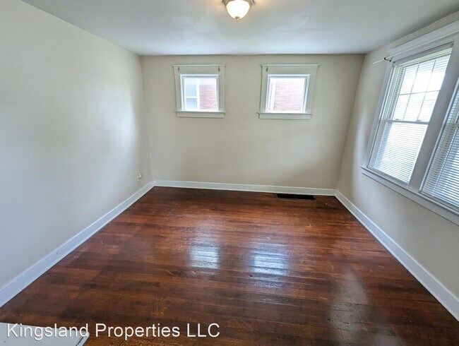 Foto del edificio - 3 br, 1.5 bath House - 206 East Marceau