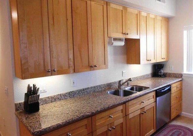 Foto del edificio - 1186 Walker Ave