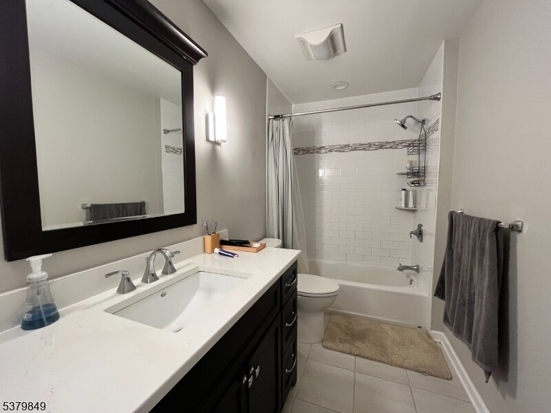 Foto principal - 5 Cedar Ct