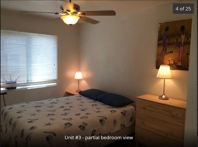 Parte del dormitorio - 712 Zanzibar Ct