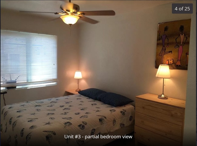 Part of bedroom - 712 Zanzibar Ct