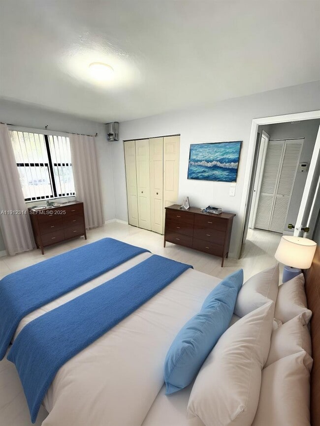 Building Photo - 10070 NW 6th St