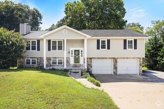Building Photo - 8410 Smoketree Cir