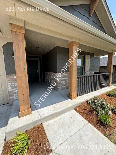 Foto del edificio - 523 Prairie Dr