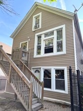 Building Photo - 2503 N Fairfield Ave