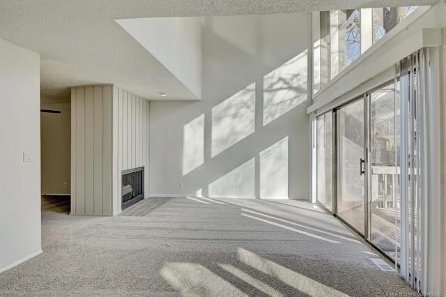 Building Photo - 5511 E 51st St