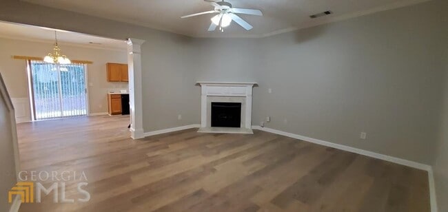 Building Photo - 3829 Dandridge Way NW