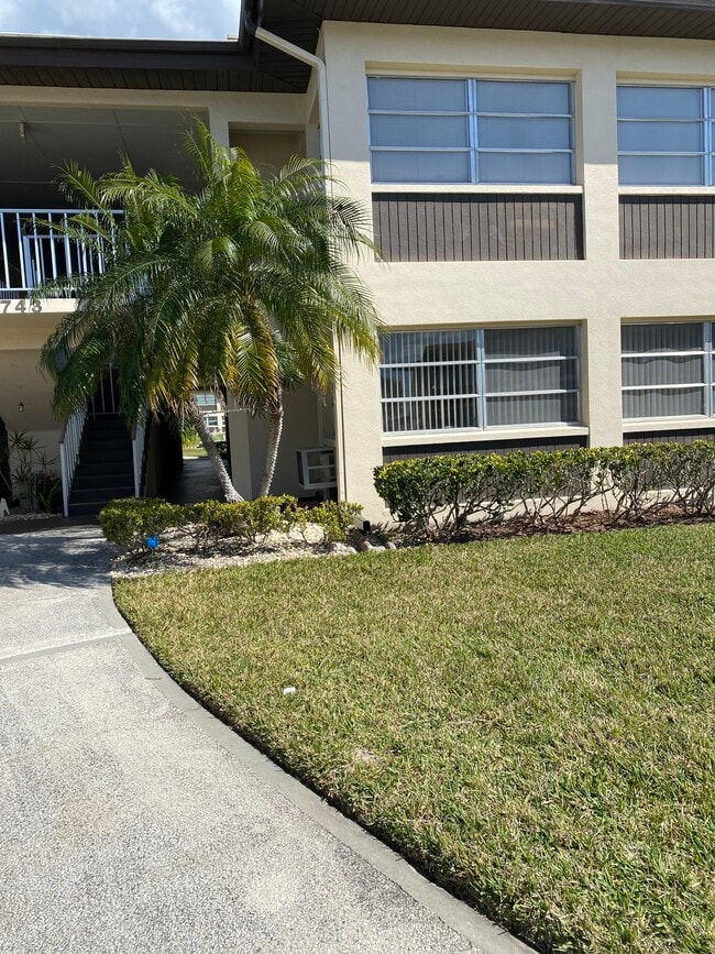 Building Photo - 4743 Jasper Dr
