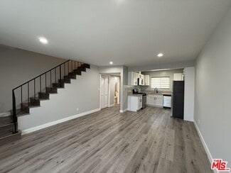 Building Photo - 1185 W 22nd St