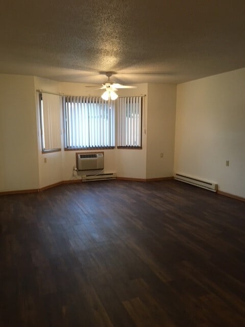 Foto del edificio - Skaff Apartments Fargo