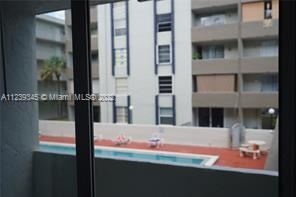 Foto del edificio - 2 br, 2 bath Condo - Samari Lake East Condo