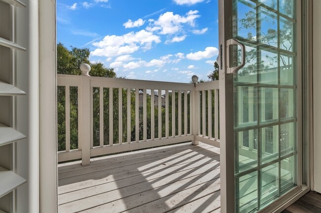 Building Photo - 33212 Ocean Bright