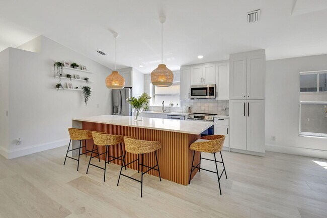 Building Photo - 11287 Vivero Ave