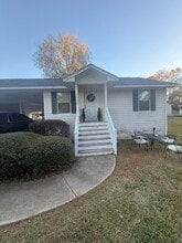 Building Photo - 1326 Pine Hill Dr