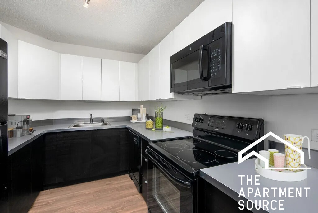 Foto principal - 1120 N La Salle Dr