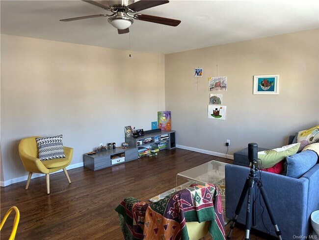 Building Photo - 531 Jefferson Ave