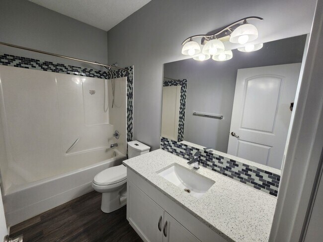Building Photo - 377 Windermere Dr