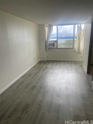 Building Photo - 1060 Kamehameha Hwy