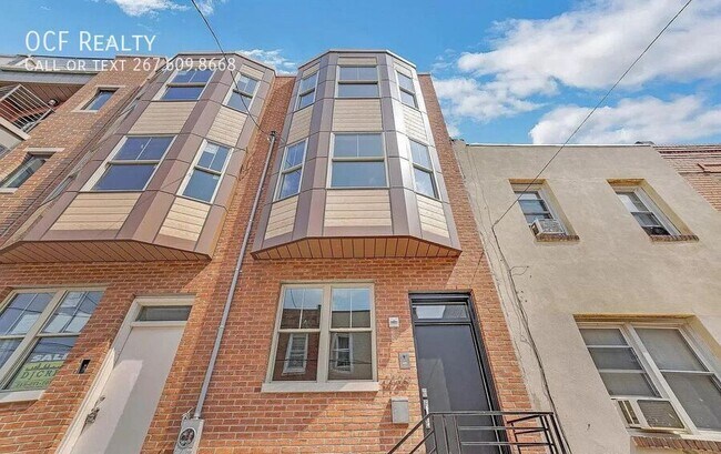 Building Photo - 1439 S Taylor St