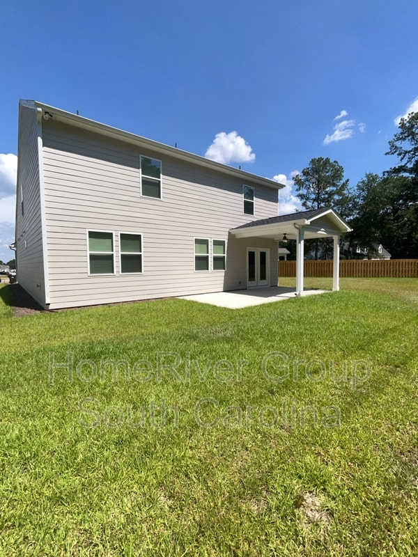 Building Photo - 720 Honeydew Dr