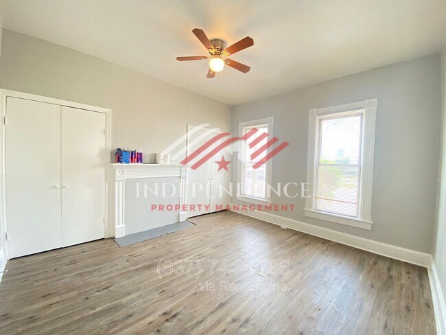 Foto del edificio - 323 Harrison St