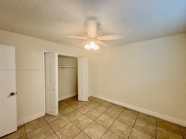 Foto del edificio - 2633 NW 9th Ave